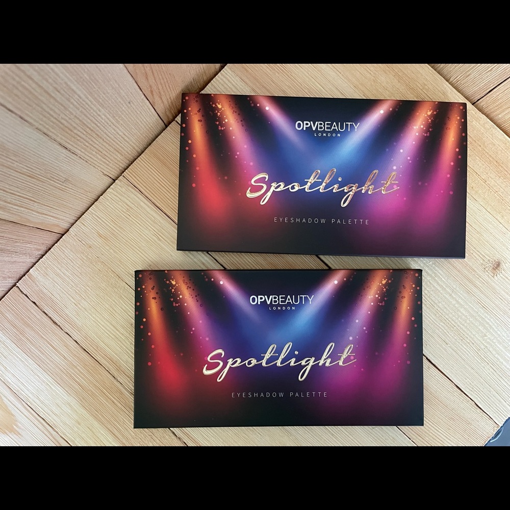 Eyeshadow palette